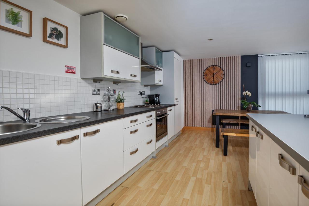 Leeds Most Stunning Penthouse! - Sleeps 8 Apartment Exterior photo