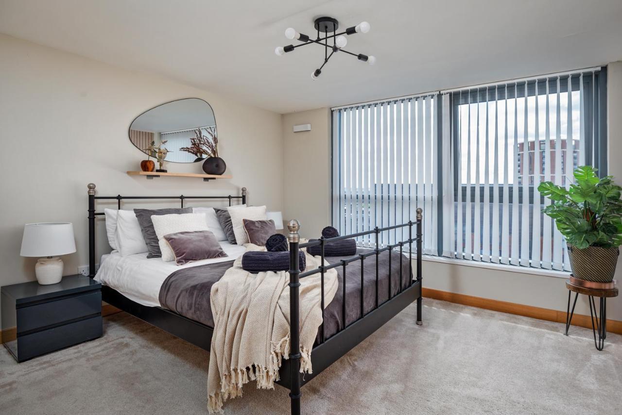 Leeds Most Stunning Penthouse! - Sleeps 8 Apartment Exterior photo