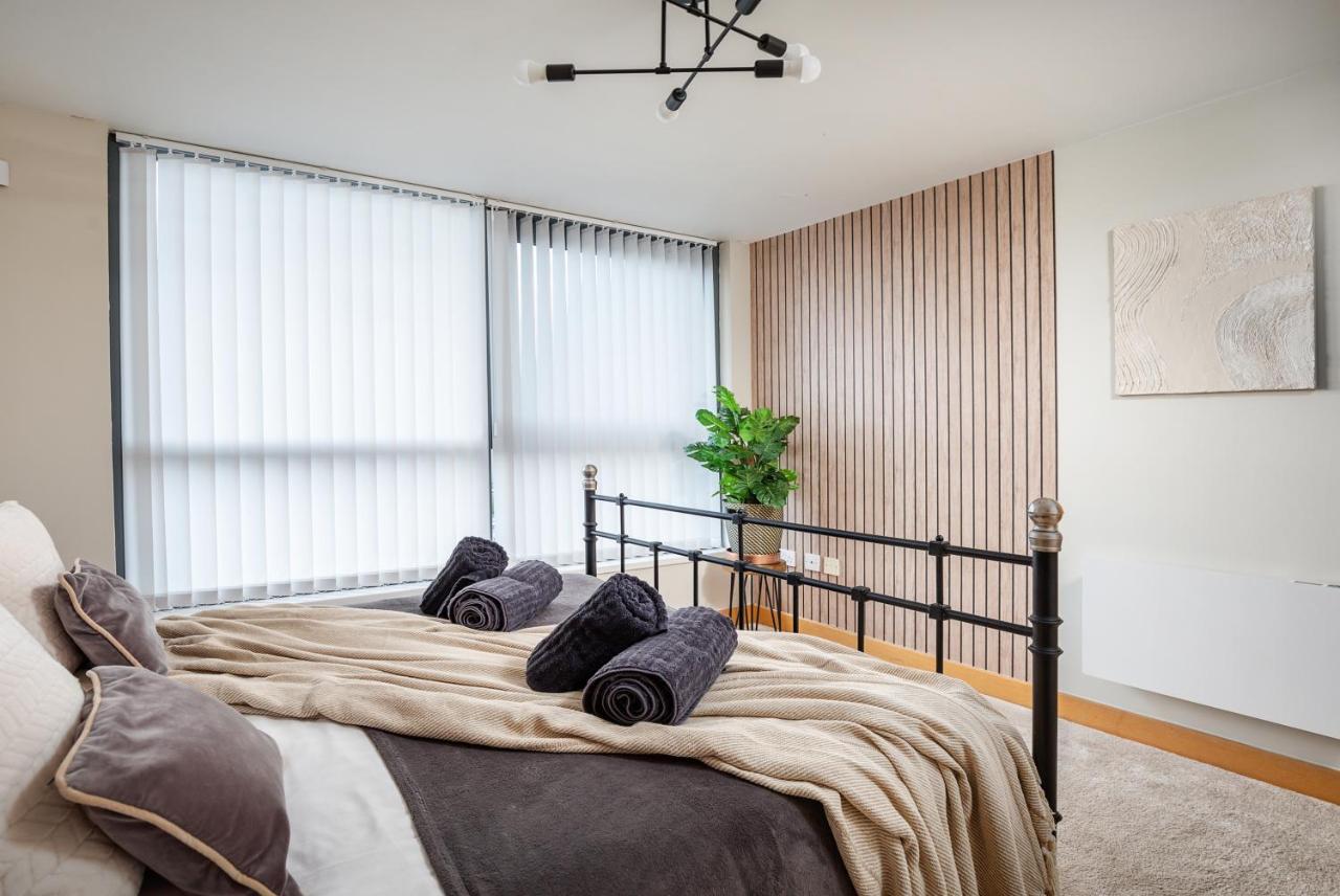 Leeds Most Stunning Penthouse! - Sleeps 8 Apartment Exterior photo